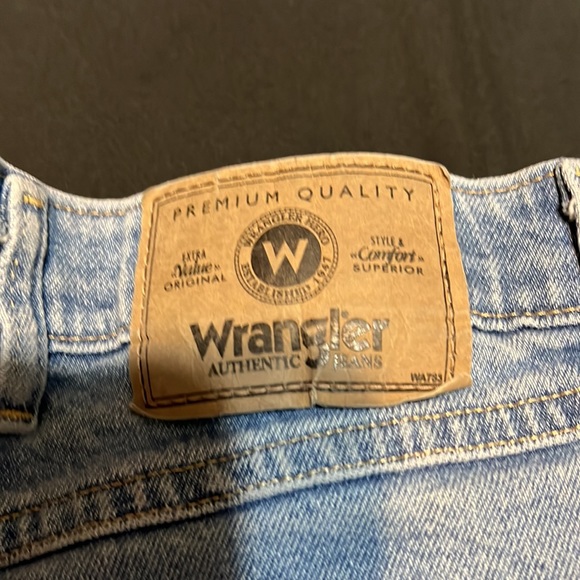 Wrangler Jeans 44x29 Regular Fit - Picture 4 of 6